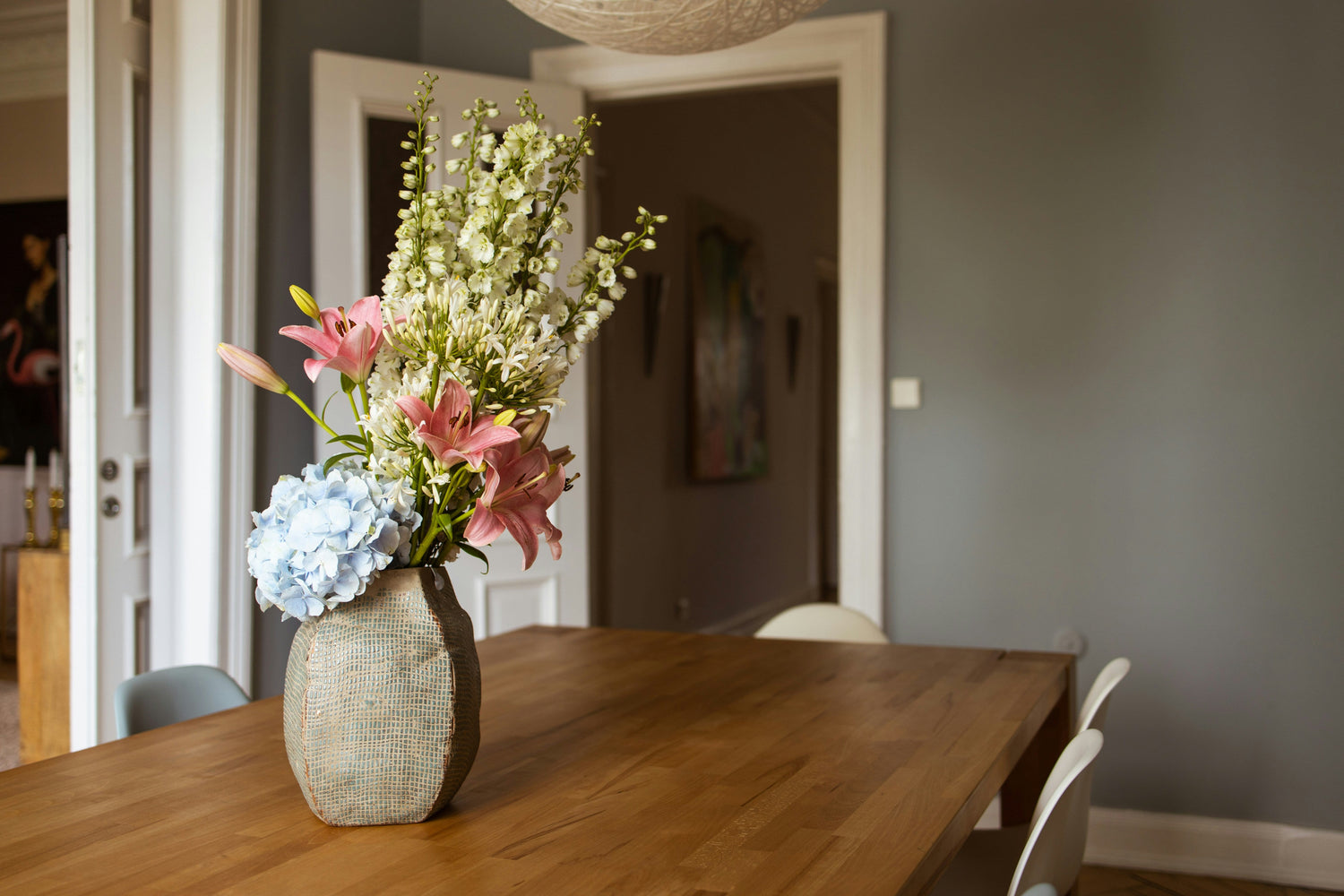 The Subtle Art of Scent: Elevating Real Estate Showings with Fragrance
